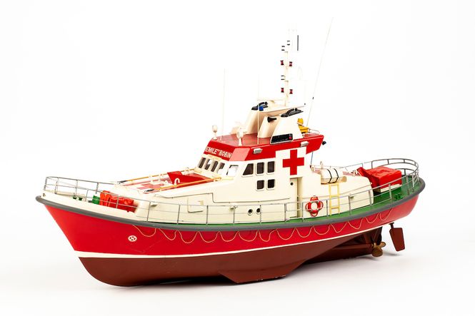 Huvudbild Billing Boats Emilie Robin search and rescue boat ...