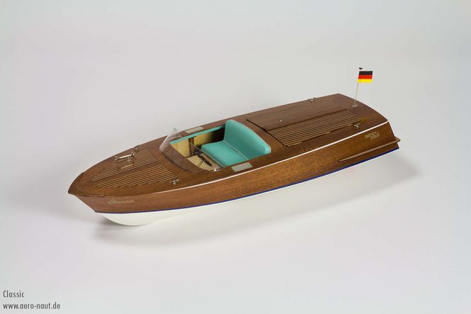 Huvudbild Classic sports boat, TRÄBYGGSATS