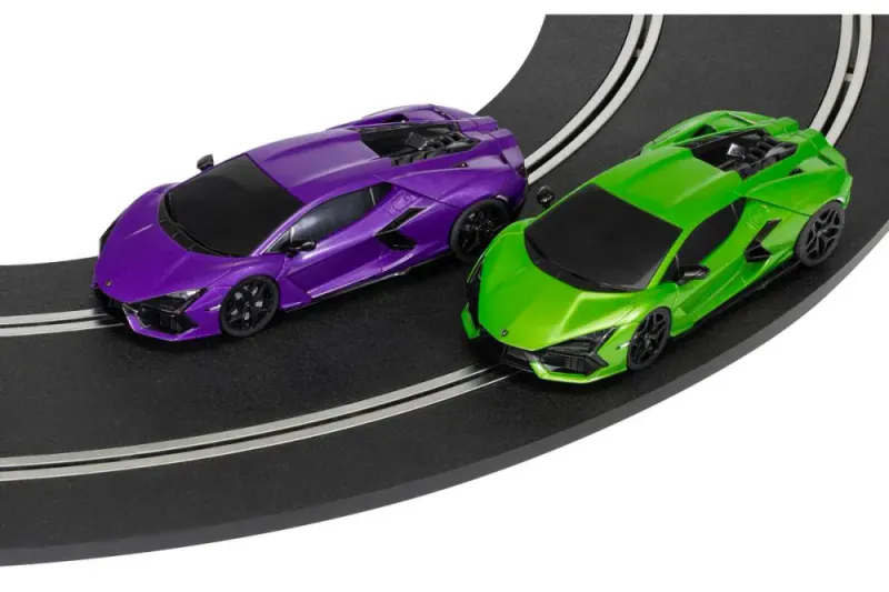 Scalextric Supercar Showdown Lamborghini vs. Lamborghini 1:32