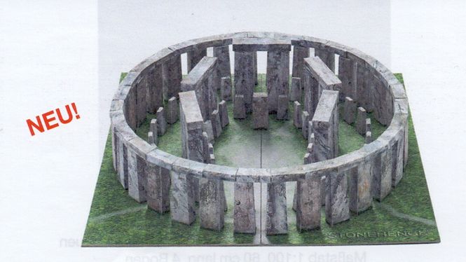 Huvudbild STONEHENGE KARTONGBYGGSATS I SKALA 1/250 Z